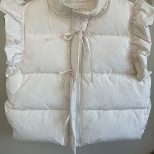 JODIFL Ivory Ruffle Trim Puffer Vest